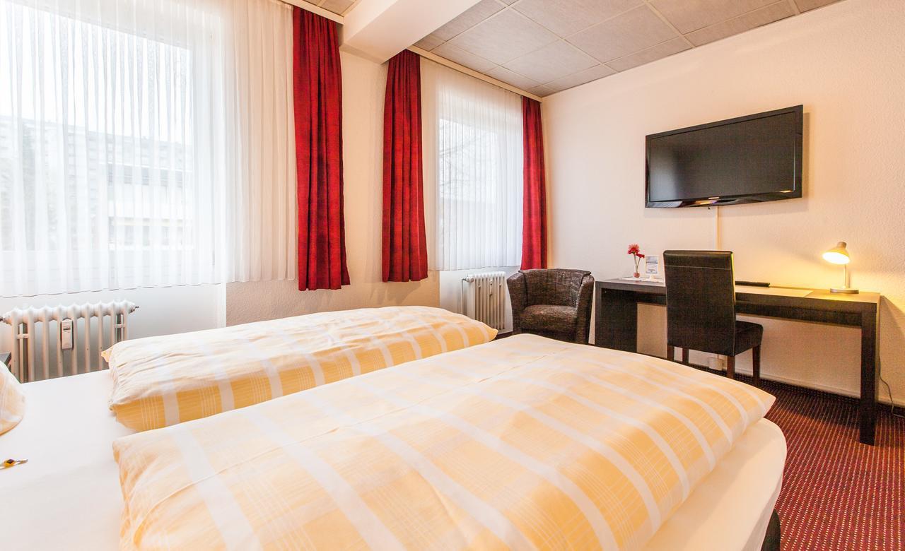 Hotel Quellental Pinneberg Εξωτερικό φωτογραφία